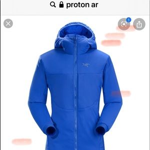 ISO! Arc’teryx Proton AR Hoody Womens